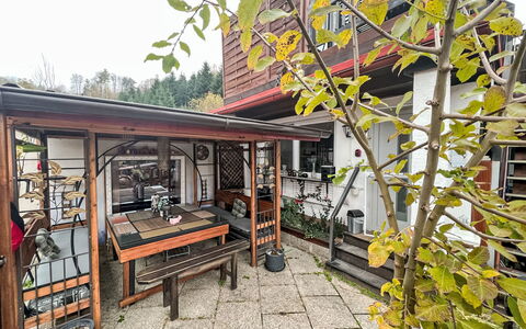 Karl 100: Plante, Bâtiment, Extérieur Banc, Botanique, Bois, Mobilier De Jardin, Design Urbain, Loisir, Espace Public, Banc