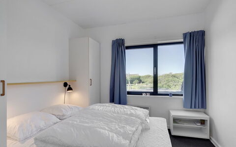 Marinus - 100M from the Sea: Chambre, Daylighting, Hôtel, Lit, Literie
