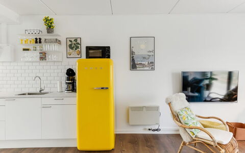 Naike - 100M from the Sea: 