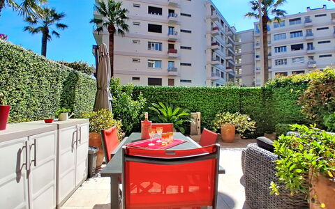 Le Chaville: Appartement, Condominium, L'Hiver, Village De Montagne, Neige