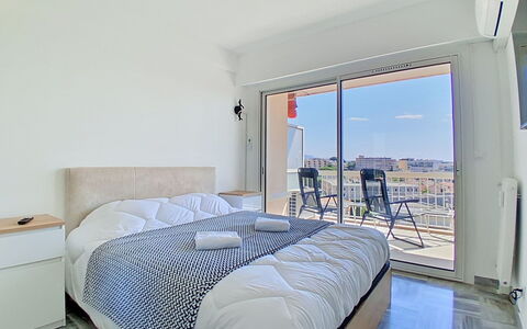 Cagnes-Sur-Mer 125: Piscine, Ville Resort, Eco Hôtel, Recours, Villa