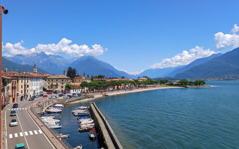 Niki: Ciel, Montagnes Relief, Plan D'Eau, Nuage, Montagne, Cotiers Et Relief Océaniques, Colline, Côte, Horizon, Montagnes