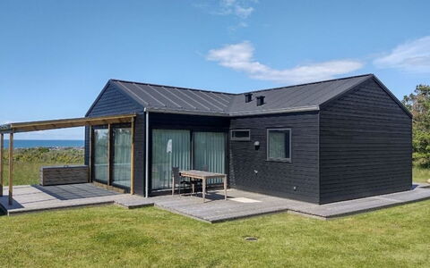 Merete - 900M from the Sea: Toit, Domicile, Maison, Chalet, Siding, Porte, Ferme, Batiments Jardin, Biens, Ombre
