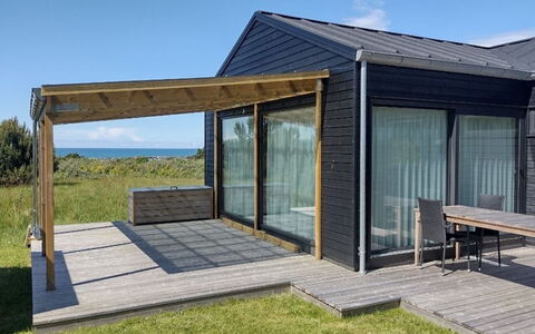 Merete - 900M from the Sea: Bois, Plate-Forme, Planche, Porte, Chalet, Dur, Porche, Boardwalk, Ombre, Siding