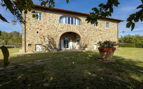 Villa Leopolda Selvarella: Arbuste, Biens, Ferme, Chalet, Jardin, Pelouse, Aménagement Paysager, Cour, Hacienda, Villa