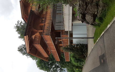 Panoramapark Soleil Haus D Apt 3: Jour, Bâtiment, Ciel, Plante, Feuille, Arbre, Bois, Végétation, Design Urbain, Monde