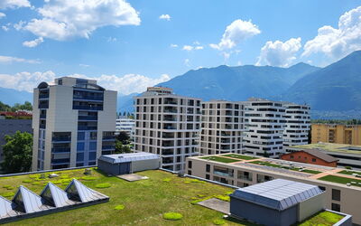 Locarno 50: Nuage, Ciel, Bâtiment, Jour, Propriété, Bloc Tour, Design Urbain, Condominium, Cumulus, Quartier