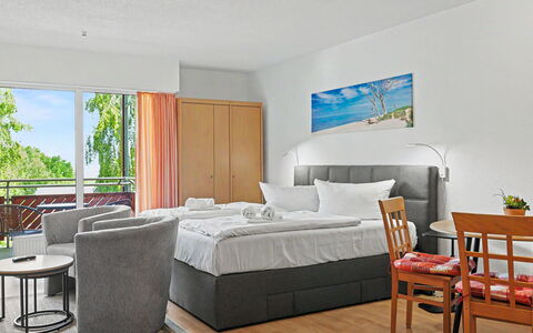 Zempin 120: Meubles, Design Intérieur, Sol, Sol, Chaise, Pièce, Canapé, Salon, Appartement