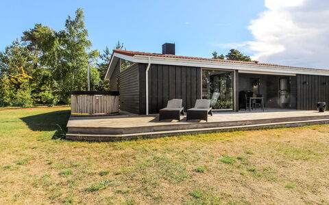 Liesel - 700M from the Sea: À Déchaumer, Chalet, Maison, Toit, Domicile, Ferme, Cabane, Biens, Village