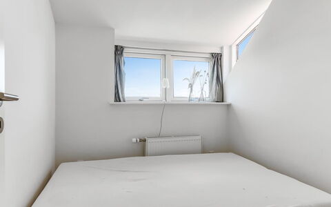 Rosabel - 1Km from the Sea: Herbe, Maison, Toit, Domicile, Chalet, Arbuste, Lot Terre, Zone Rurale, Ferme, Couverture De Sol