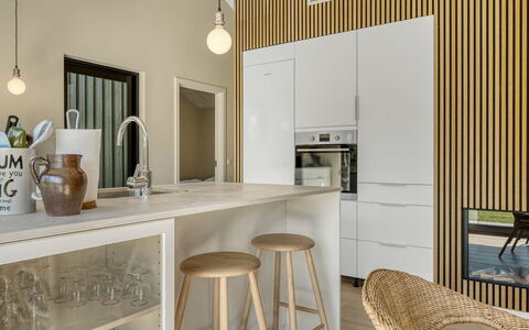 Alfrede - from the Sea: Meubles, Design Intérieur, Sol, Mur, Cuisine, Comptoir, Bois, Luminaire, Sol, Plafond
