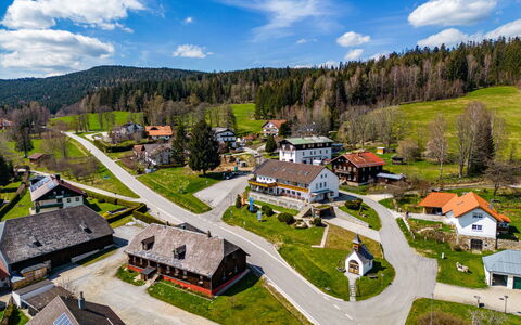 Bayerisch Häusl: Nuage, Ciel, Propriété, Bâtiment, Plante, La Nature, Montagne, Maison, Arbre, Lot Terre