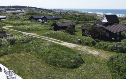 Walderik - 423M from the Sea: Toit, Domicile, Porte, Chalet, Ombre, Siding, Cour, Biens, Arrière-Cour