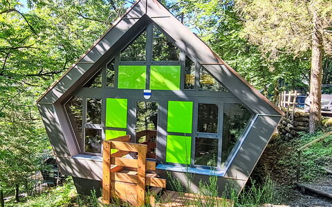 Bosco della Bella 6: Plante, Arbre, Bois, Maison, Chalet, Bâtiment, Loisir, Herbe, Fenêtre, Cabane