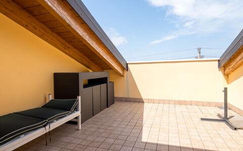 Costa al Sole: Aliments, Table, Vaisselle, Plante, Meubles, Ciel, Chaise, Vaisselle, Assiette, Mobilier De Jardin