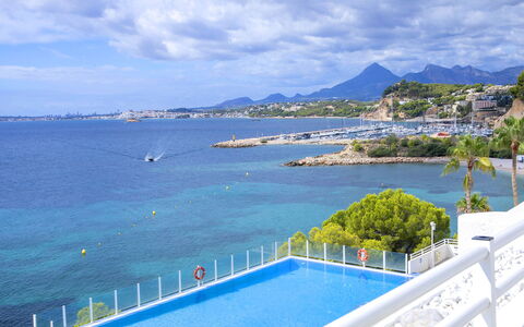 Altea 673
