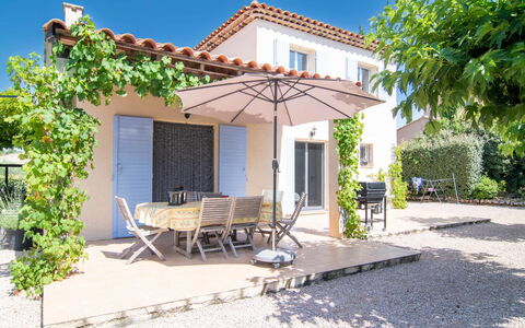 Petit Paradis Villa 44: Ciel, Plante, Meubles, Communauté Des Plantes, Table, Paysage Naturel, Chaise, Lot Terre, Mobilier De Jardin, Arbre