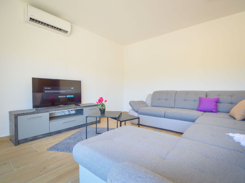 Logement:&nbsp;Milena 107.1