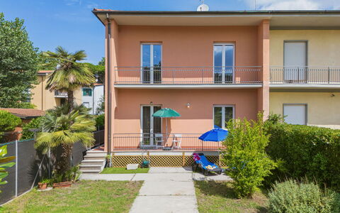 Villa Margherita: Fleur, Plante, Communauté Des Plantes, Ciel, Botanique, Pétale, La Nature, Montagne, Paysage Naturel, Végétation