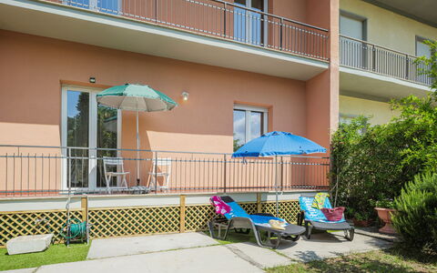 Villa Margherita: Fleur, Plante, Communauté Des Plantes, Ciel, Botanique, Pétale, La Nature, Montagne, Paysage Naturel, Végétation