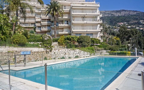 Les Miradors: Propriété, Piscine, Bâtiment, Immobilier, Appartement, Recours, Maison, Zone Résidentielle, Loisir, Condominium