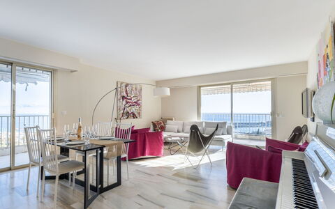 Les Miradors: Meubles, Fenêtre, Bâtiment, Bois, Chaise, Table, Design Intérieur, Salon, Sol, Sol