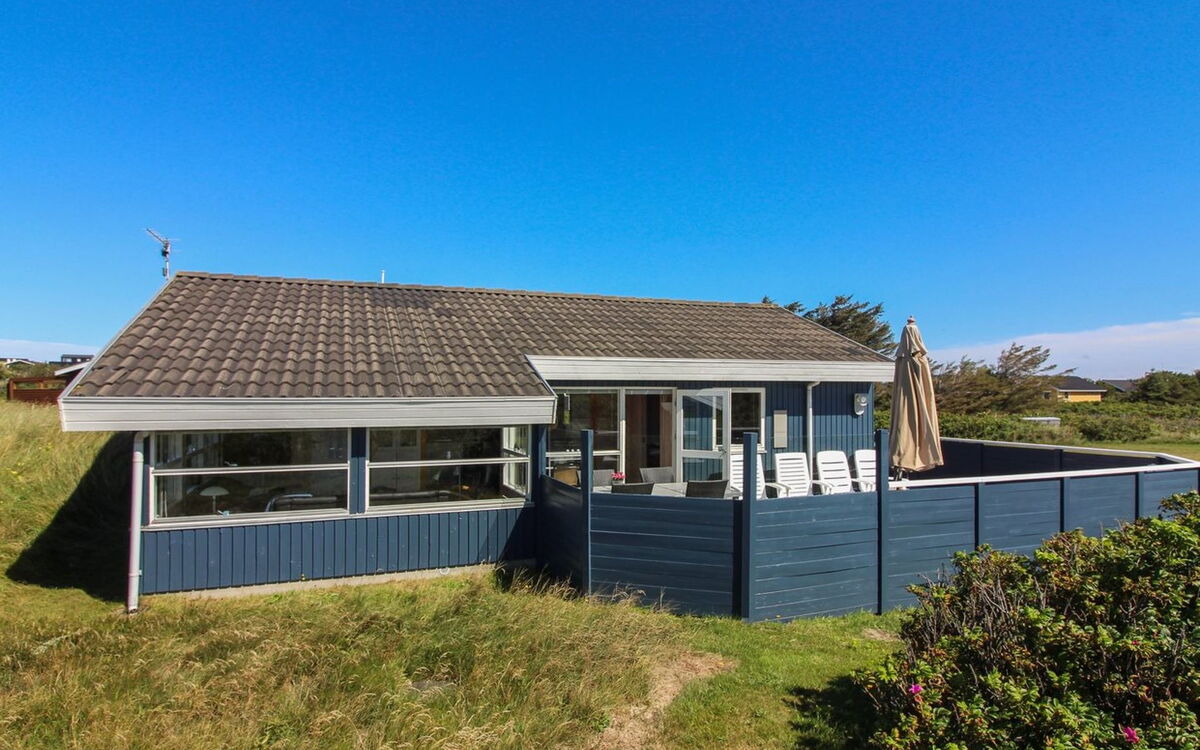 mitre - 300m From The Sea
