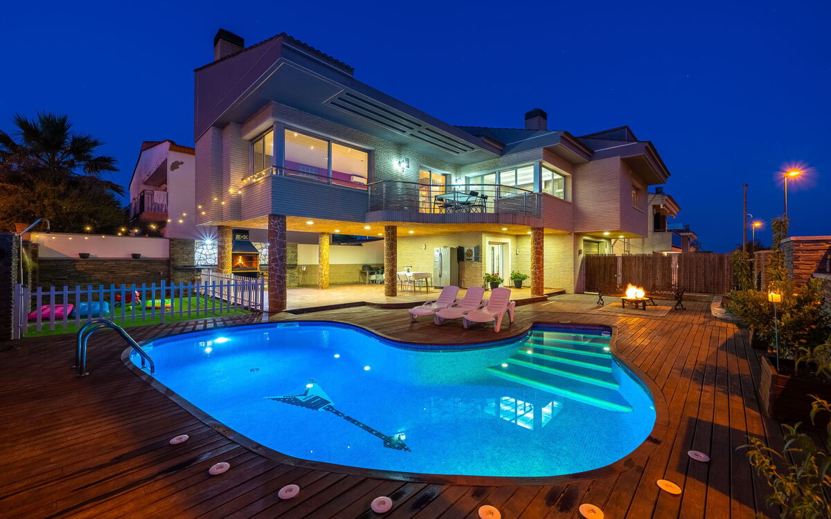 Villa Luxury Rock Tirri