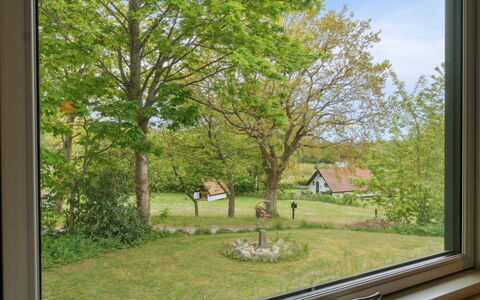 Dika - 400M from the Sea: Maison, Domicile, Toit, Chalet, Biens, Aménagement Paysager, Batiments Jardin, Siding, Ferme
