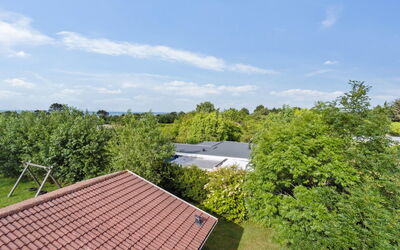 Isto - 250M from the Sea