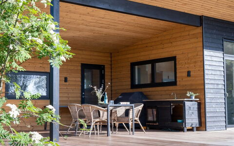Toska - 100M to the Fjord: Meubles, Design Intérieur, Sol, Bois, Sol, Plafond, Parquet, Chaise, Table, Éclairage