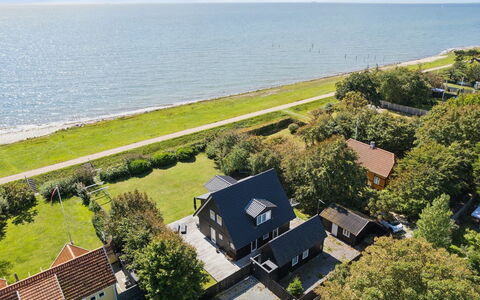 Esme - 30M from the Sea: Maison, Paysage, Domicile, Cotiers Et Relief Océaniques, Côte, Mer, Chalet, Rive, Biens, Océan