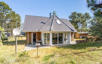 Laila - 1.2Km from the Sea