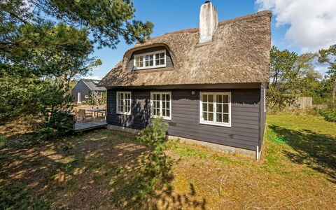 Enya - 1.2Km from the Sea: Chalet, Cabanon, Cabane, Ferme, Prairie, Cabane, Grange, Cabane En Rondins, Batiments Jardin