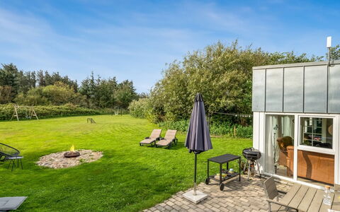 Jerrit - 1.4Km from the Sea: Chalet, Cabanon, Cabane, Ferme, Prairie, Cabane, Grange, Cabane En Rondins, Batiments Jardin