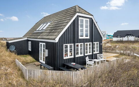 Venla - from the Sea: Chalet, Cabanon, Cabane, Ferme, Prairie, Cabane, Grange, Cabane En Rondins, Batiments Jardin