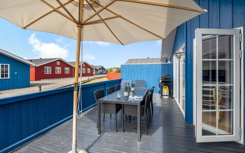 Albertina - 300M to the Fjord: Maison, Toit, Domicile, Chalet, Cabanon, Batiments Jardin, Siding, Cour, Cabane En Rondins, Cabane