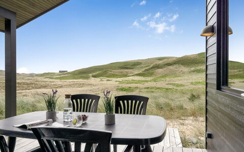 Apolina - from the Sea: Maison, Toit, Domicile, Chalet, Cabanon, Batiments Jardin, Siding, Cour, Cabane En Rondins, Cabane