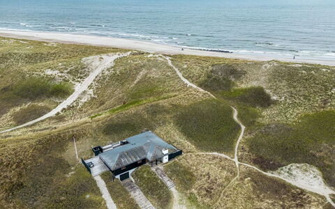Eyla - from the Sea: Architecture, Toit, Domicile, Composite, Daylighting, Siding, Allée