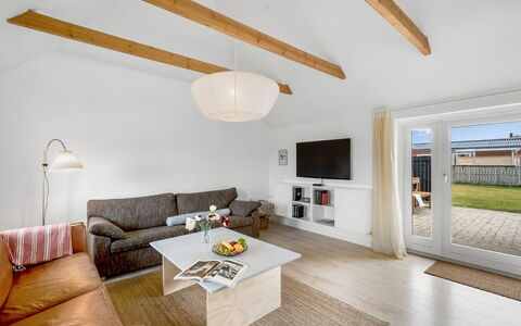 Hermine - from the Sea: Meubles, Design Intérieur, Sol, Bois, Canapé, Plafond, Sol, Salon, Table, Domicile