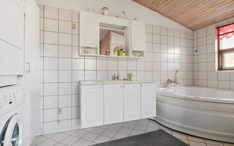 Jytte - 1.7Km from the Sea: Maison, Toit, Domicile, Chalet, Cabanon, Batiments Jardin, Siding, Cour, Cabane En Rondins, Cabane