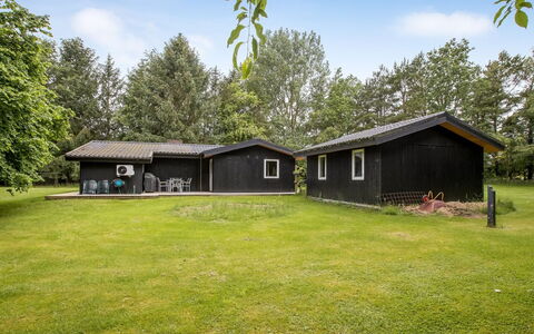 Gudrid - 250M to the Fjord: Architecture, Toit, Domicile, Composite, Daylighting, Siding, Allée