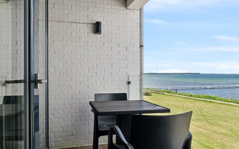 Jærind - 20M from the Sea: Maison, Domicile, Toit, Chalet, Biens, Aménagement Paysager, Batiments Jardin, Siding, Ferme