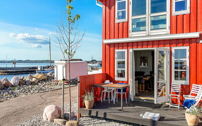 Adils - 5M from the Sea