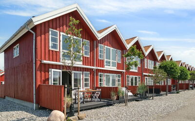Adils - 5M from the Sea