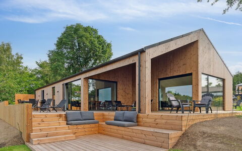 Edina - 350M from the Sea: Architecture, Toit, Domicile, Composite, Daylighting, Siding, Allée