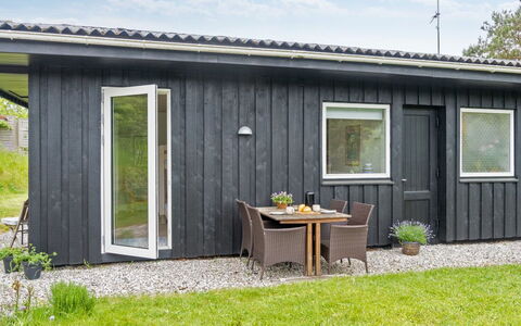 Lenaya - 1Km from the Sea: Bois, Domicile, Porche, Plate-Forme, Dur, Toit, Tache De Bois, Parquet, Eco Hôtel