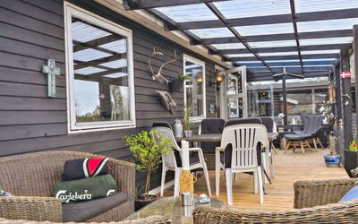 Tjarven - 300M from the Sea