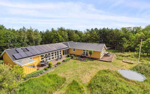 Flaminia - 350M from the Sea: Bois, Domicile, Porche, Plate-Forme, Dur, Toit, Tache De Bois, Parquet, Eco Hôtel