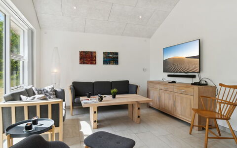 Swarthovde - from the Sea: Meubles, Design Intérieur, Sol, Bois, Sol, Plafond, Parquet, Chaise, Table, Éclairage
